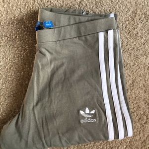 Adidas leggings